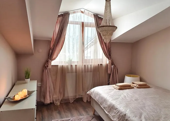 Cozy Stylish 2-bedroom Near Road, 5min To Gondola & Bars * Bansko