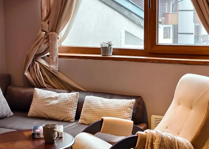 Apartment Cozy Stylish 2-bedroom Near Road, 5min To Gondola & Bars *