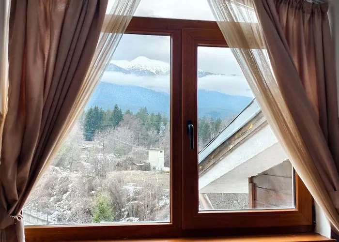 Cozy Stylish 2-bedroom Near Road, 5min To Gondola & Bars Apartment Bansko