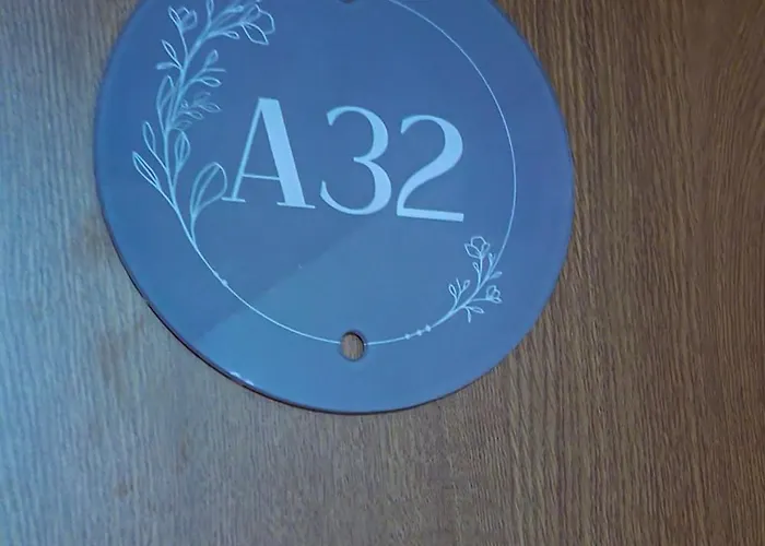 Cozy Stylish 2-bedroom Near Road, 5min To Gondola & Bars Apartment *